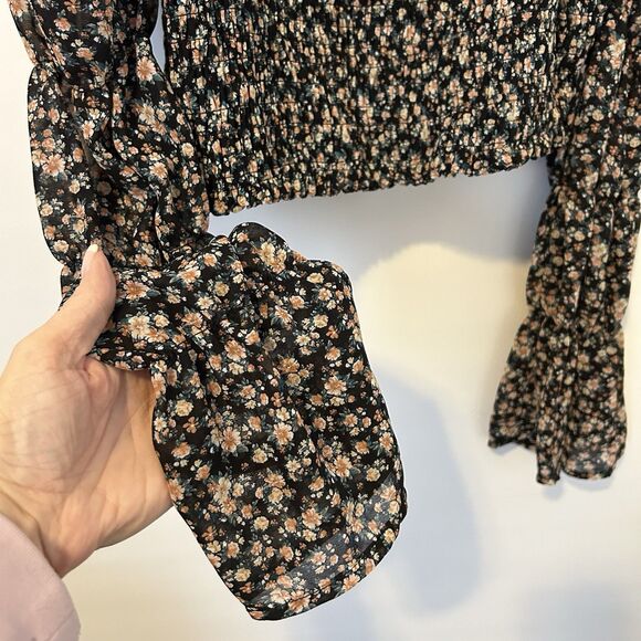 Womens Dark Ditsy Floral Dark Fairy Whimsigoth Top Size 1X Sheer Long Sleeve NWT - Picture 3 of 13